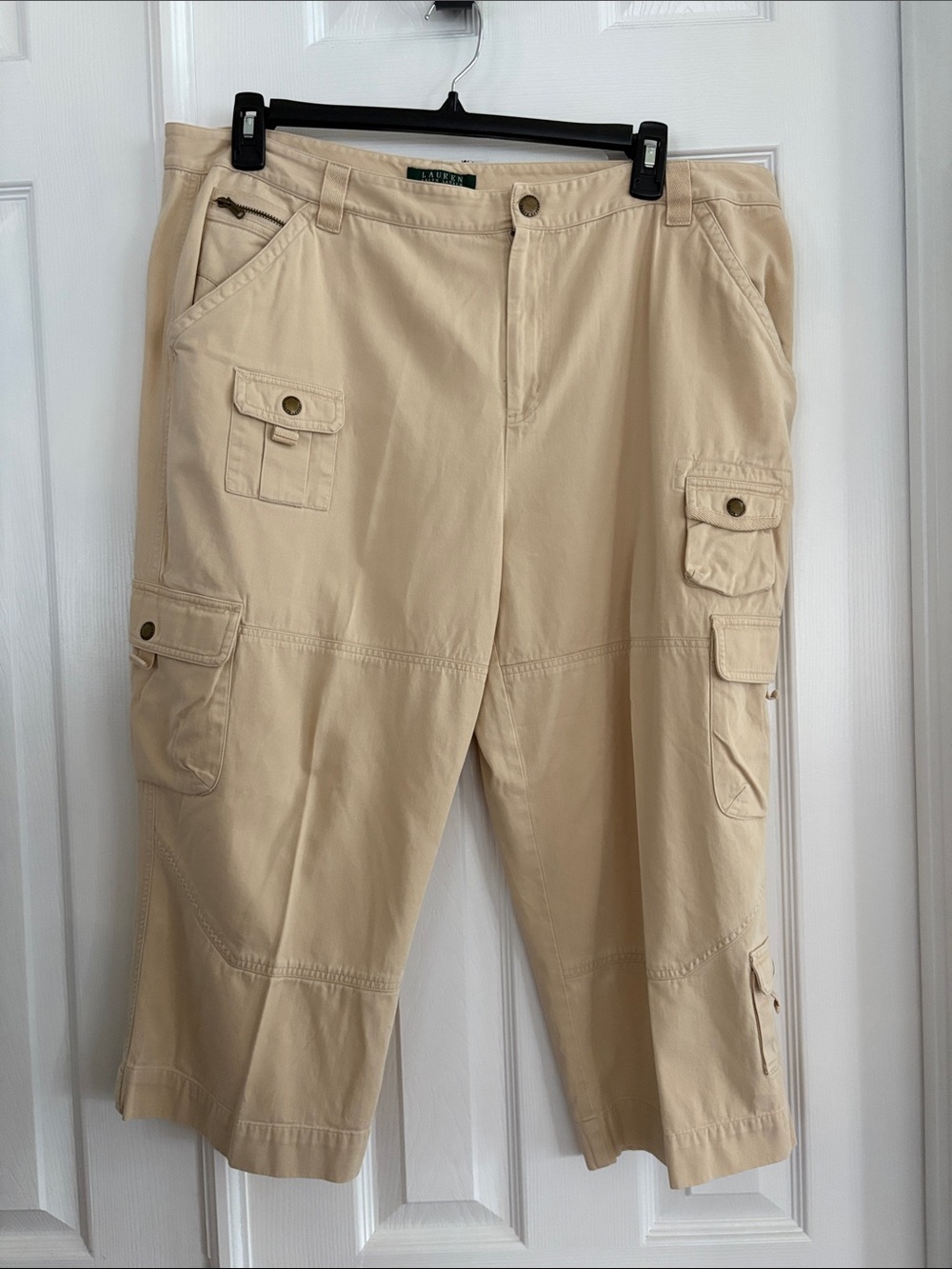 Lauren Ralph Lauren Beige cropped Cargo utility Pants Women’s plus size 18W